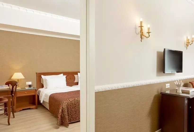 اتاق تودرتو کلاسیک, Grand Hotel Palace