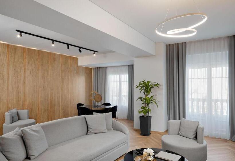 جناح, Grand Hotel Palace