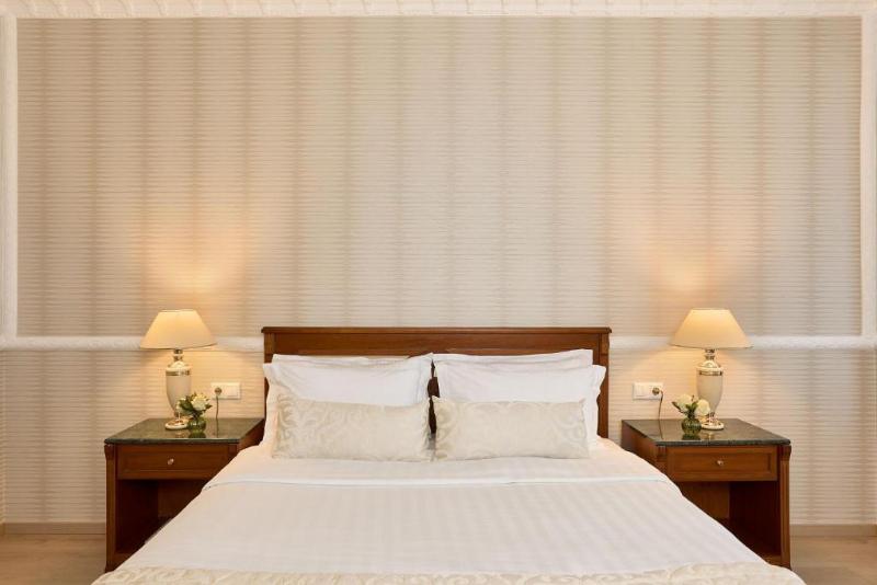 جناح كلاسيكي, Grand Hotel Palace
