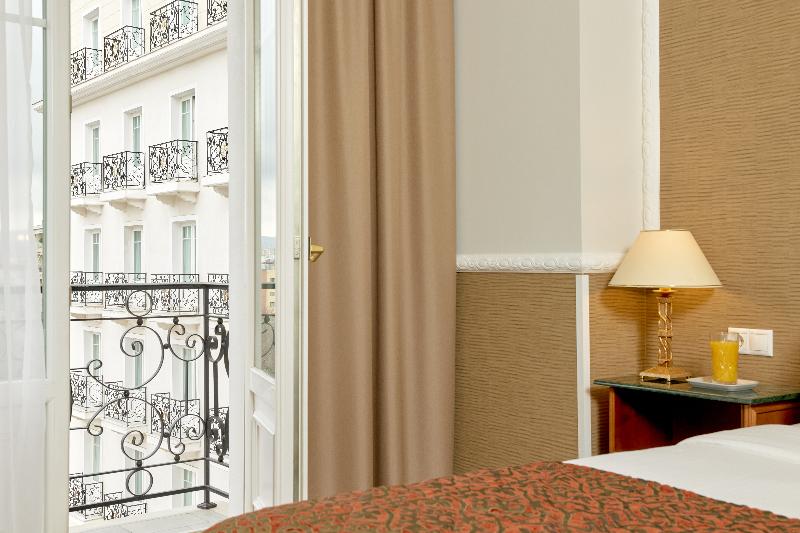 غرفة كلاسيكية, Grand Hotel Palace