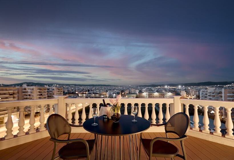 جناح, Grand Hotel Palace