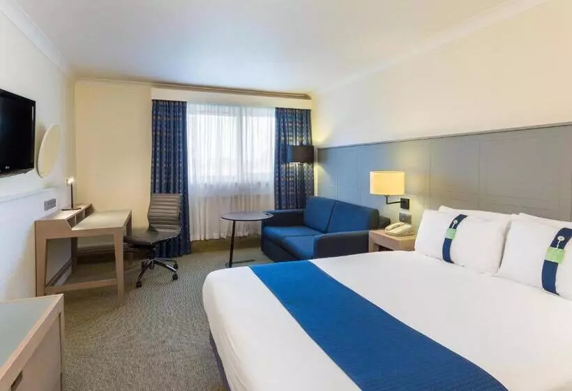 Standard Room, Holiday Inn Cambridge, An Ihg