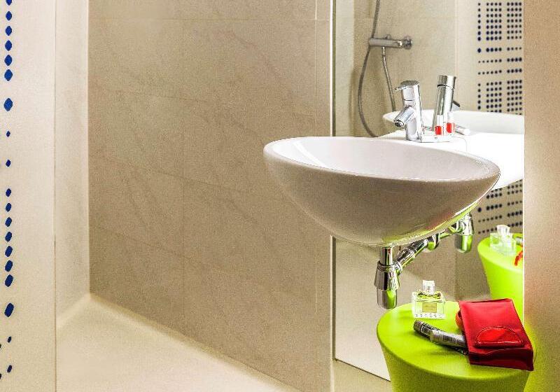 اتاق استاندارد یک نفره, Ibis Styles Amsterdam Central Station