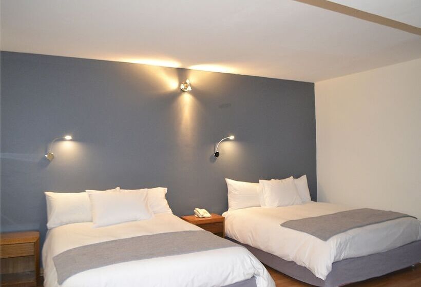 标准三人间, Nippon Y Centro De Eventos