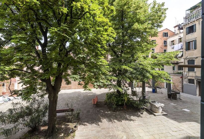 اتاق کلاسیک, Residenza A Tribute To Music