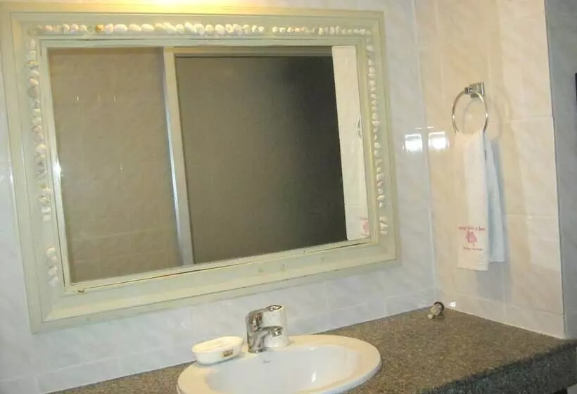 اتاق لوکس, Orchid Hotel And Spa Kalim Bay