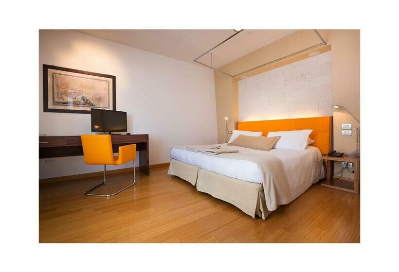 带露台的套间, Towers Hotel Stabiae Sorrento Coast