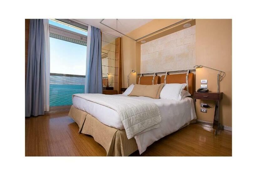 带海景的标准房, Towers Hotel Stabiae Sorrento Coast