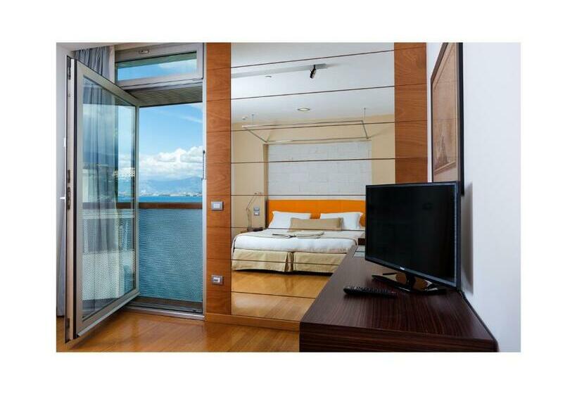 带海景的标准房, Towers Hotel Stabiae Sorrento Coast