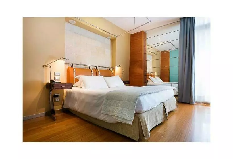 اتاق اساندارد با چشمانداز جانبی به دریا, Towers Hotel Stabiae Sorrento Coast