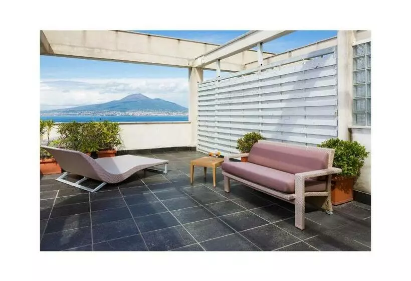 اتاق لوکس با تراس, Towers Hotel Stabiae Sorrento Coast