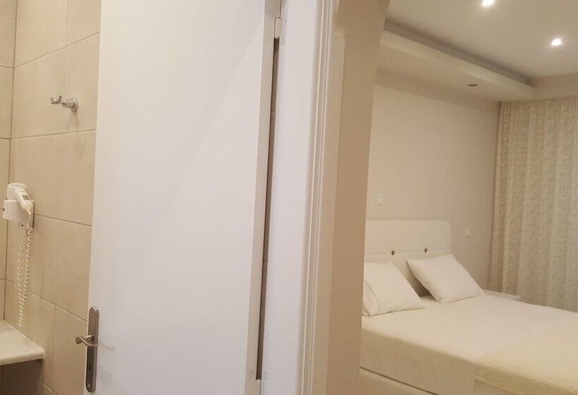 חדר סופריור, Sagterra