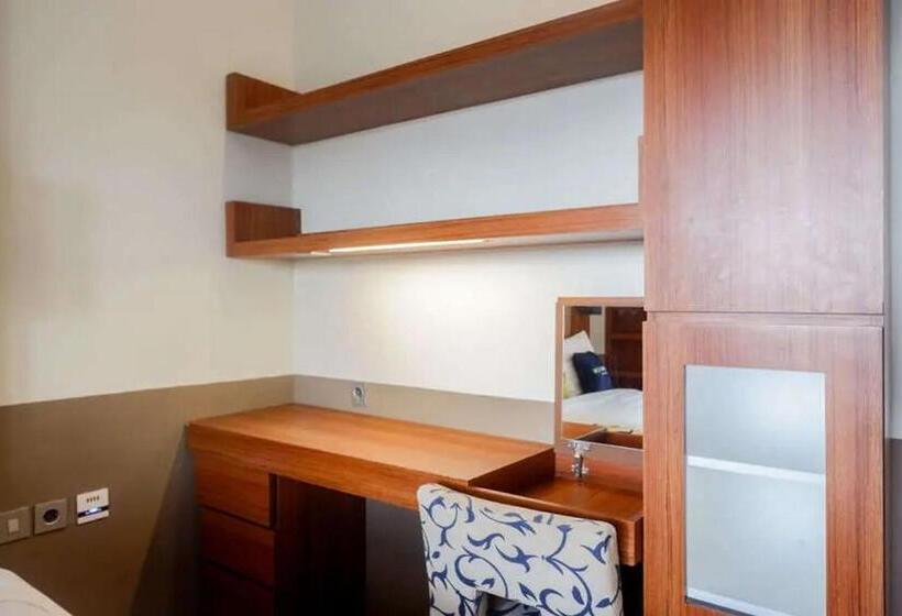 디럭스 룸, Urbanview Rumah Kandjani Yogyakarta