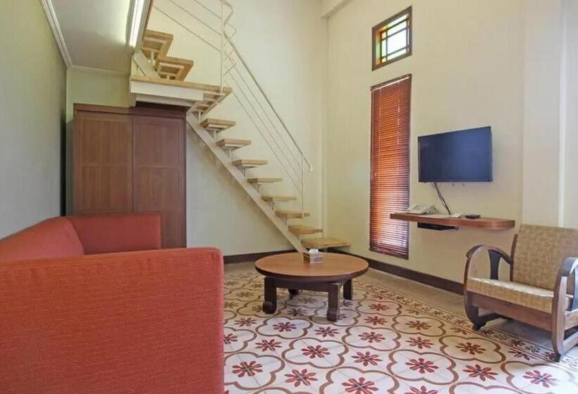 이그제큐티브 스위트, Urbanview Rumah Kandjani Yogyakarta