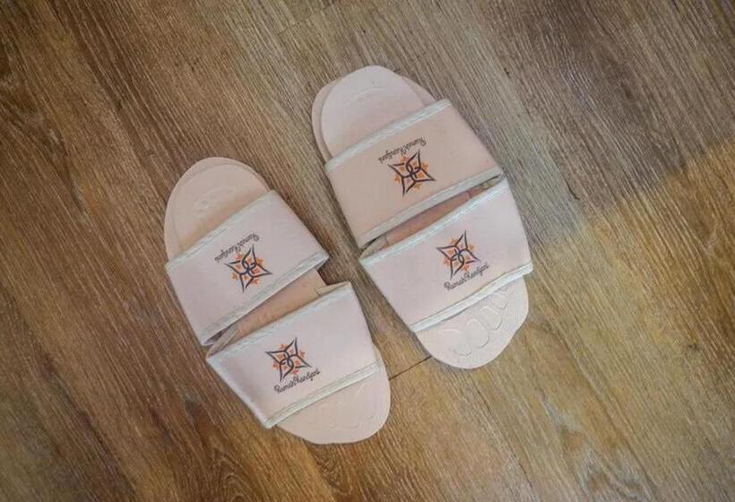 이코노미 룸, Urbanview Rumah Kandjani Yogyakarta