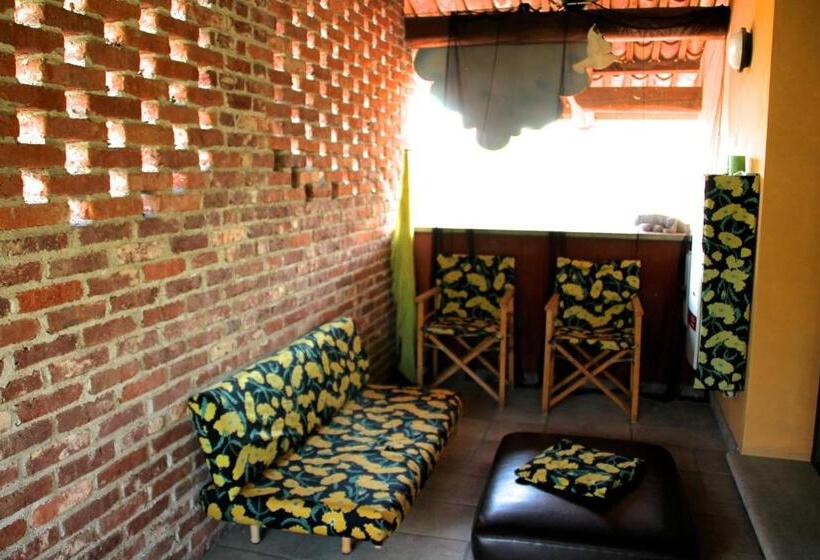 חדר סטנדרט לשלושה, B&b La Colombera