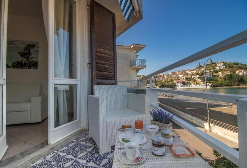 주니어 스위트 바다 전망, 100 Passi Dal Mare