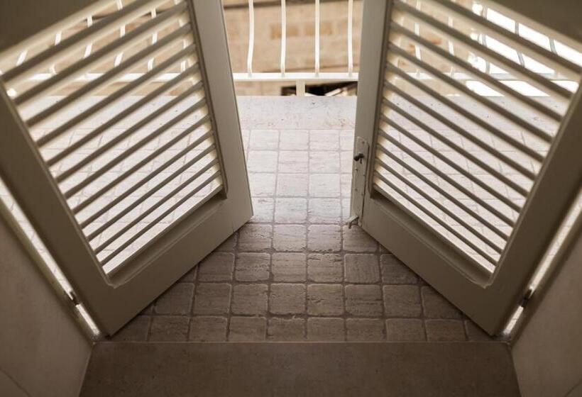 キングサイズベッドのスタンダードルーム, Dimora Pietrabianca