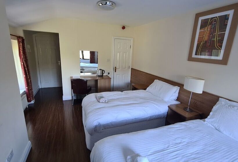 חדר סופריור לארבעה, The Meetings B&b