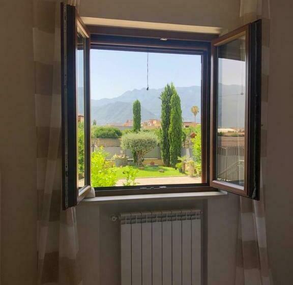 غرفة قياسية رباعية مطلة على الحديقة, B&b Atrium