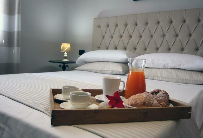 정원 전망 4인용 스탠다드 룸, B&b Atrium