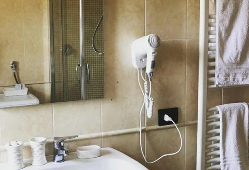 غرفة قياسية رباعية مطلة على الحديقة, B&b Atrium