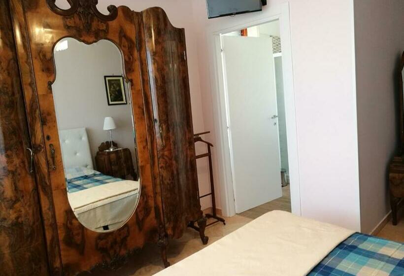 اتاق استاندارد, B&b Domus Lupiae