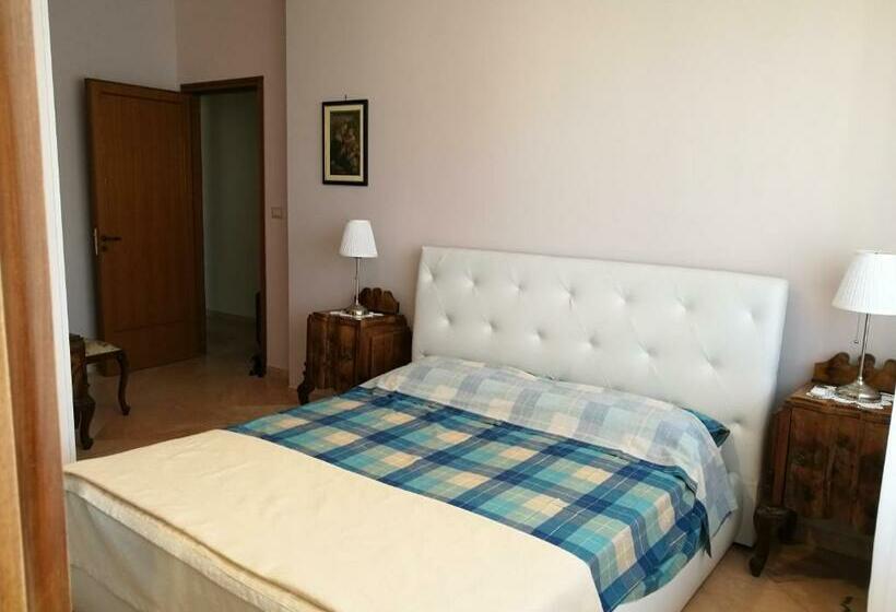 اتاق استاندارد, B&b Domus Lupiae
