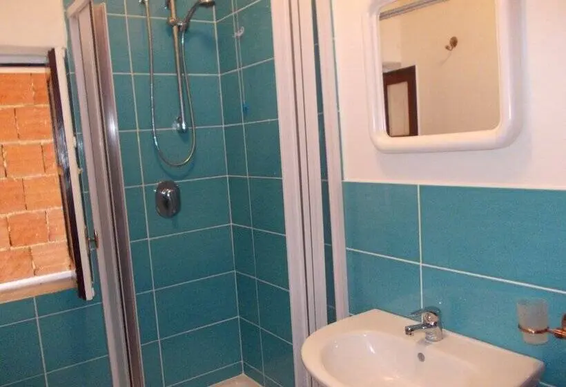 スタンダードルーム, B&b Porta Di Suso