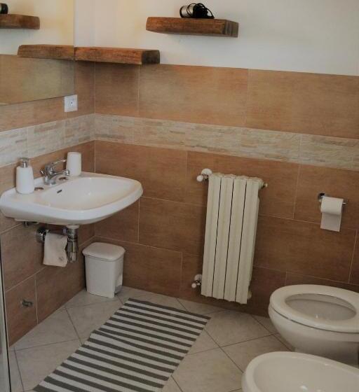 غرفة قياسية, Villa Gandamar