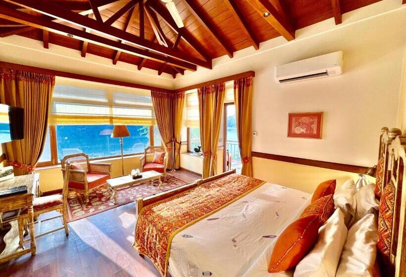 Superior room with lake view, The Fishermen S Lodge By Leisure Hotels
