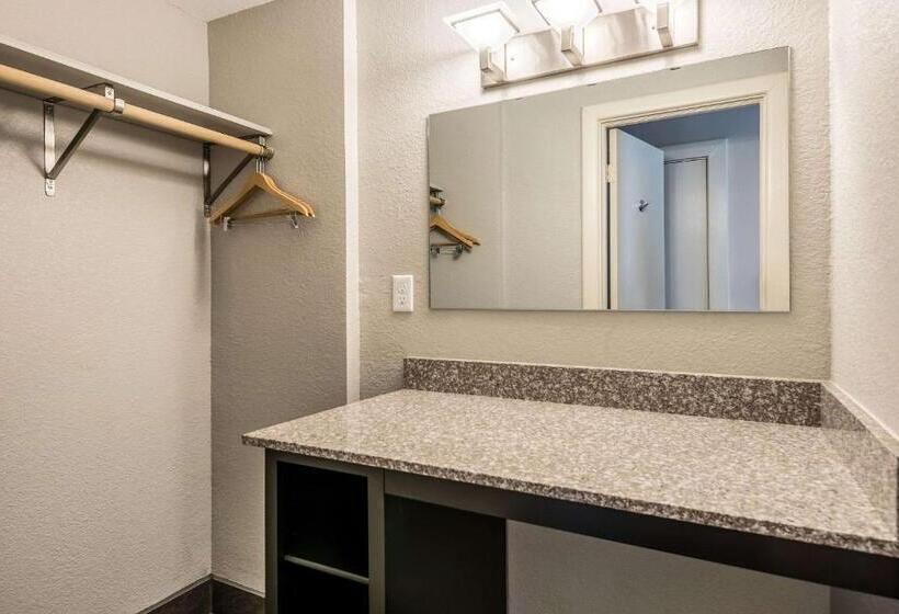 غرفه قياسيه سريرين مزدوجين, Bothwell Sedalia Central District, Ascend Hotel Collection