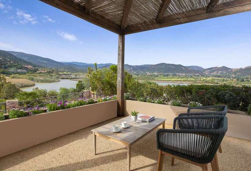 Люкс, Baia Di Chia Resort Sardinia, Curio Collection By Hilton