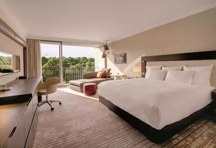 سوییت, Baia Di Chia Resort Sardinia, Curio Collection By Hilton