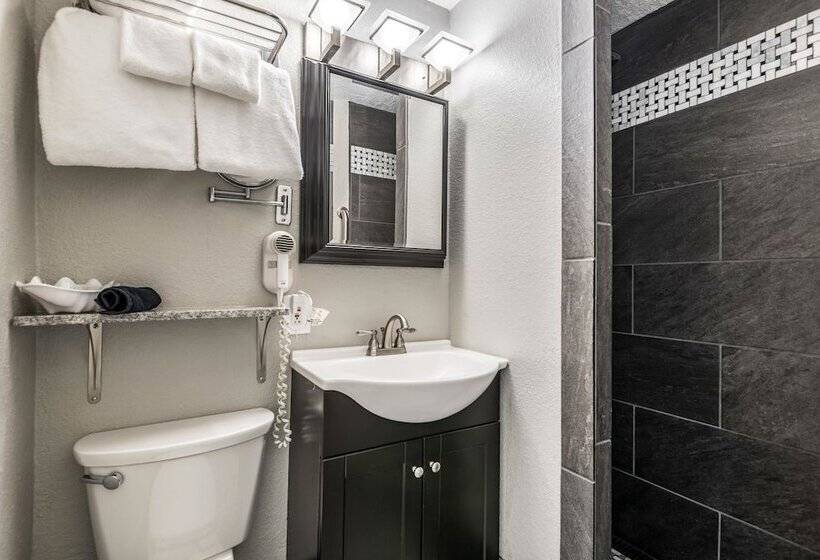 غرفه قياسيه سريرين مزدوجين, Bothwell Sedalia Central District, Ascend Hotel Collection