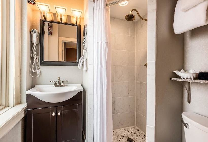 غرفه قياسيه سريرين مزدوجين, Bothwell Sedalia Central District, Ascend Hotel Collection