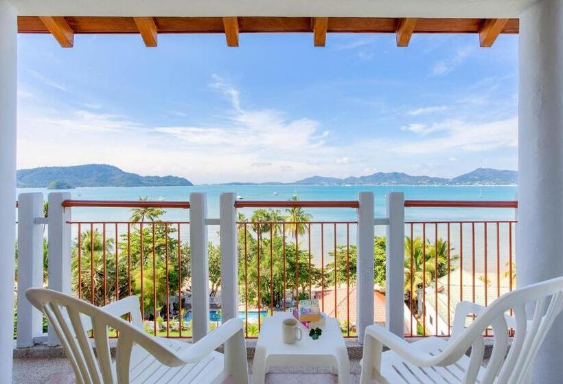 חדר סופריור נוף לים, By The Sea