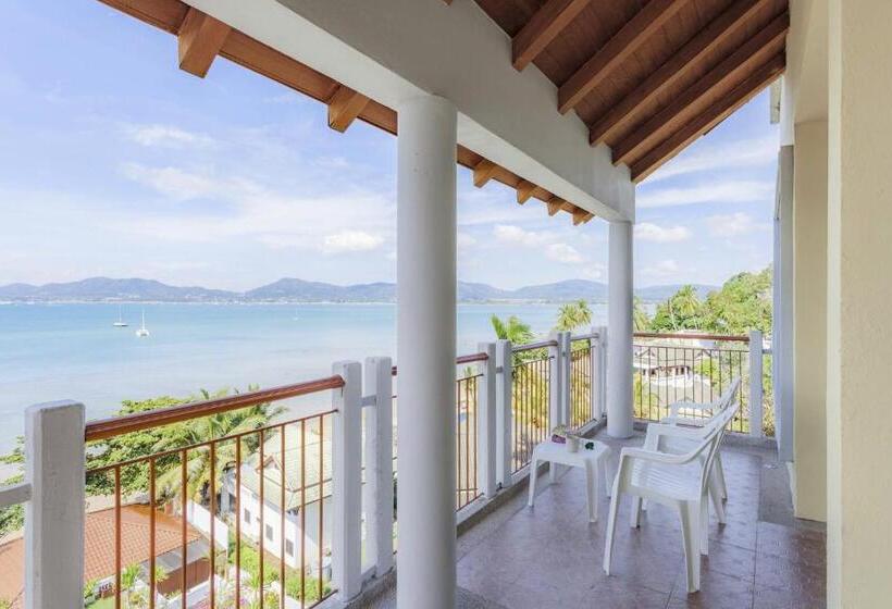 オーシャンビュースーペリアールーム, By The Sea