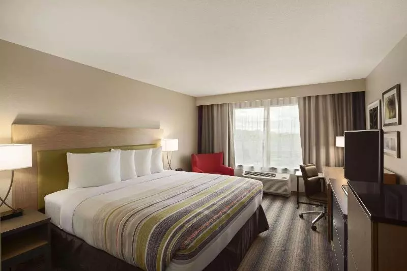キングサイズベッドのスイートルーム, Country Inn & Suites By Radisson, Lewisburg, Pa