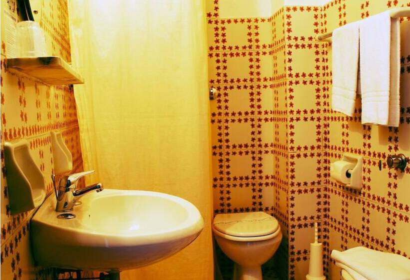 اتاق استاندارد یک نفره, Don Pedro