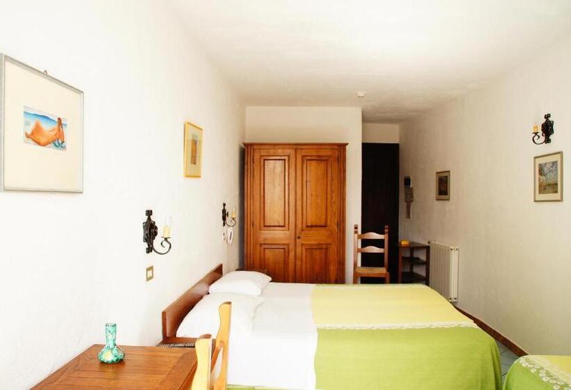 اتاق خانوادگی, Don Pedro