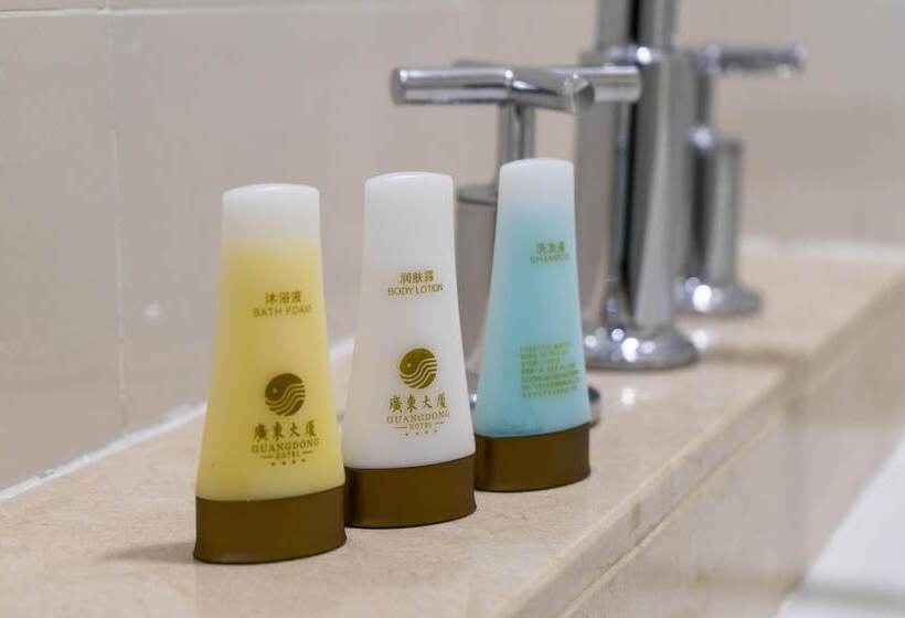 اتاق سوپریور, Guangdong Hotel Free Shuttle & Registration Counter Service During Canton Fair