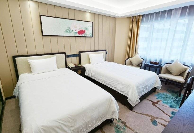 Номер Стандарт, Guangdong Hotel Free Shuttle & Registration Counter Service During Canton Fair