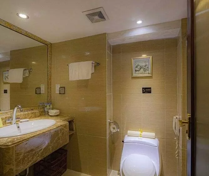 اتاق سوپریور, Guangdong Hotel Free Shuttle & Registration Counter Service During Canton Fair