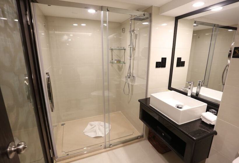 Номер бизнес-класса, Guangdong Hotel Free Shuttle & Registration Counter Service During Canton Fair
