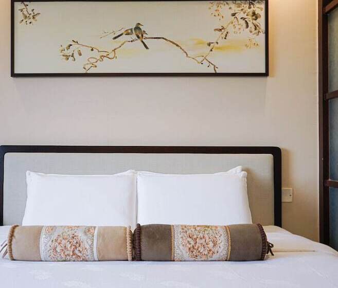 Bisneshuone, Guangdong Hotel Free Shuttle & Registration Counter Service During Canton Fair