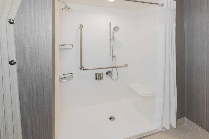 סוויטת ג'וניור, Le Palace