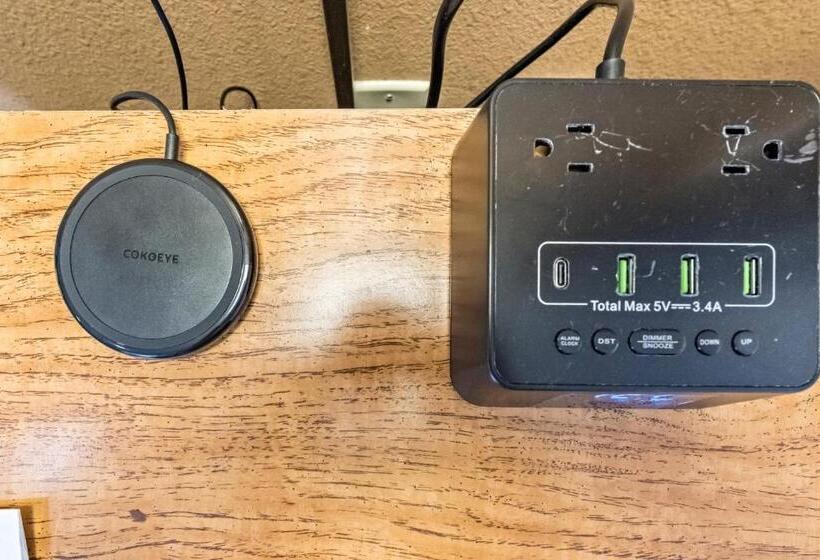 جناح مزود بجاكوزى, Quality Inn Storm Lake