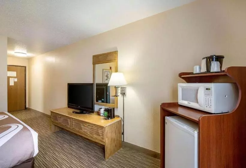 身障者適用スタンダードルーム, Quality Inn Storm Lake