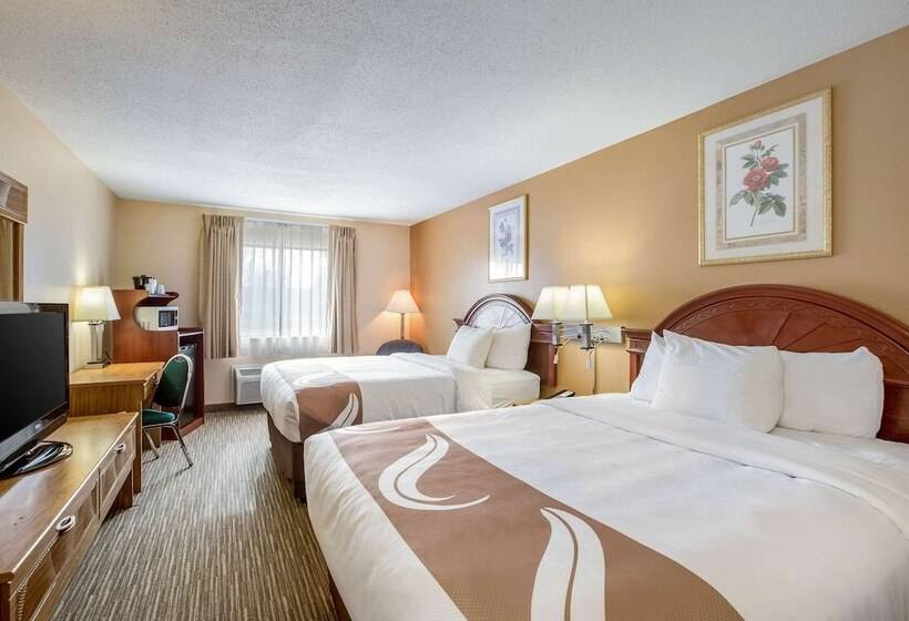 Номер Стандарт 2 Двуспальные Кровати, Quality Inn   Storm Lake